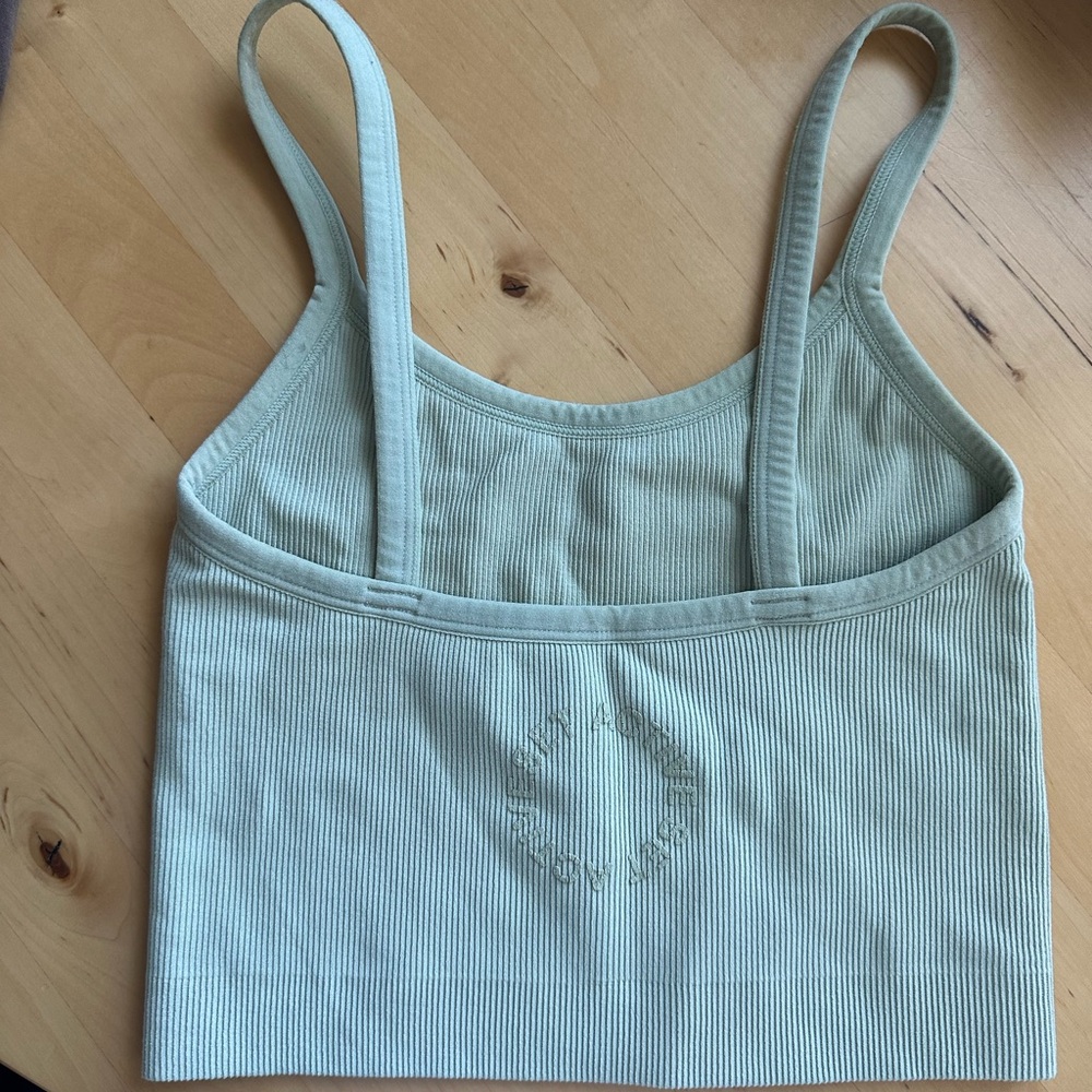 SET ACTIVE Body Crop
